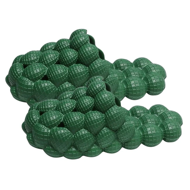 Trendy unisex bubbel slippers die stijl en voetcomfort combineren; perfect voor relaxmomenten.