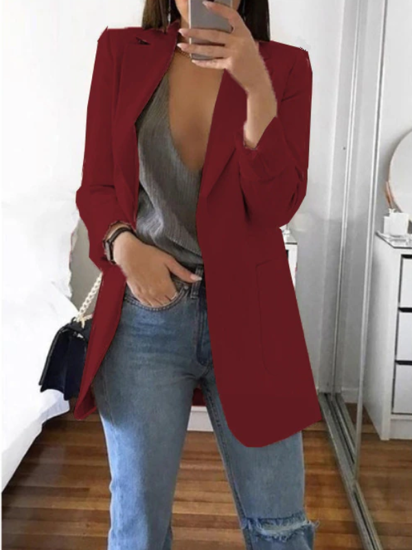 Stijlvolle slim-fit blazer voor dames, veelzijdig en modern. Ideaal als zakelijk vest of trendy casual kledingstuk.