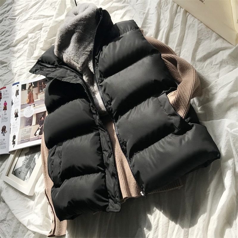Veelzijdige dames bodywarmer, comfortabel en modieus mouwloos vest voor dagelijkse kleding en herfst mode.