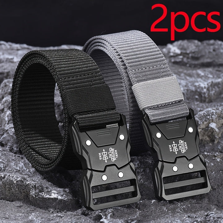 Veelzijdige unisex nylon riem, duurzaam en verstelbaar, perfect als sport- of outdoor accessoire.