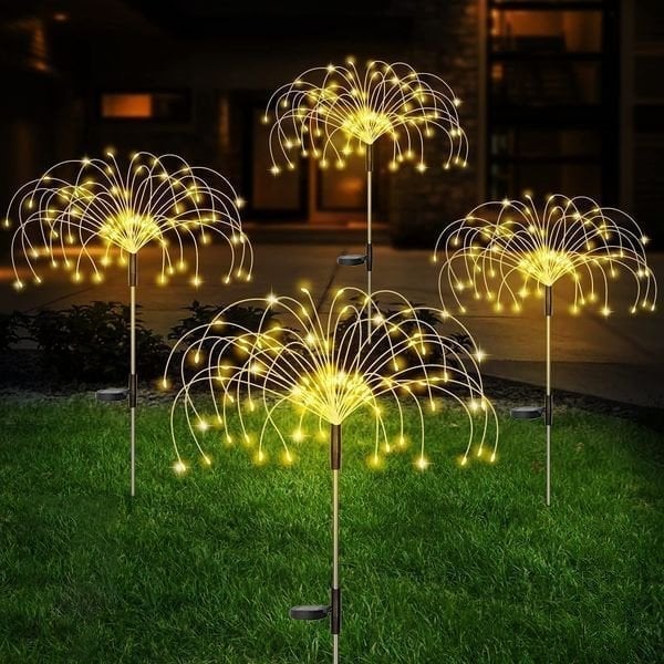 Spectaculaire vuurwerk LED tuinlampen op zonne-energie, creëer een magische sfeer in uw tuin.