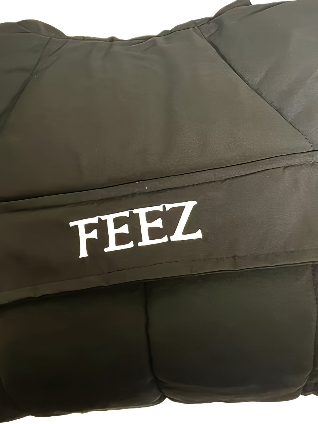 Extra lange meisjes winterjas met capuchon, biedt optimale warmte en comfort voor de hele winter.