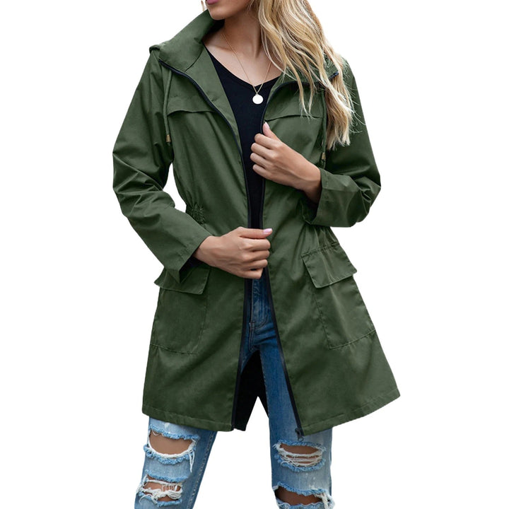 Lange dames overgangsjas met capuchon, waterdicht en comfortabel, ideaal voor stijlvolle herfstkleding.