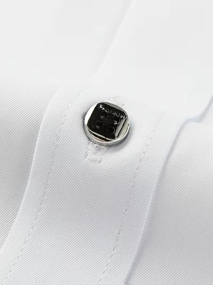 Eigentijds heren slimfit overhemd, geschikt als nette kantoorkleding met mandarijnkraag.