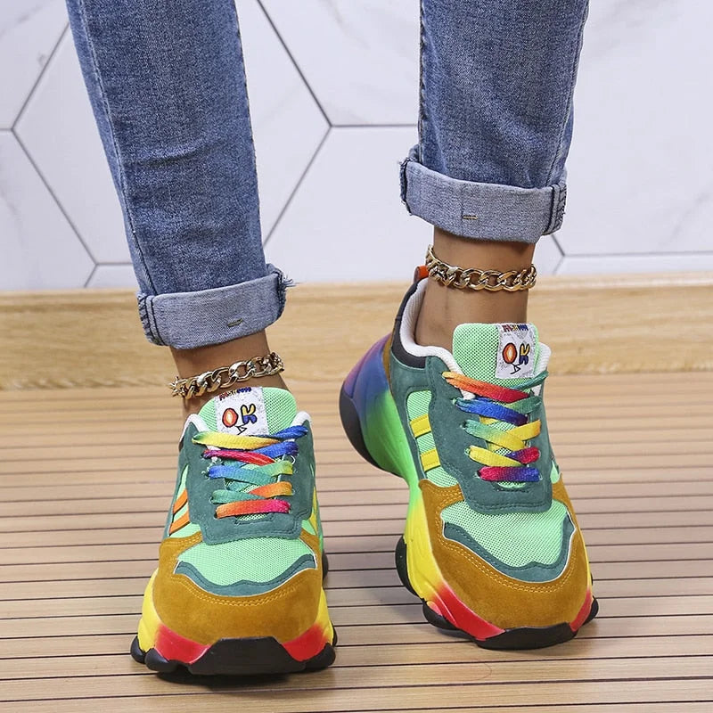 Stijlvolle dames wandelsneakers Zoë, orthopedisch en schokdempend. Geschikt voor dagelijks casual comfort.