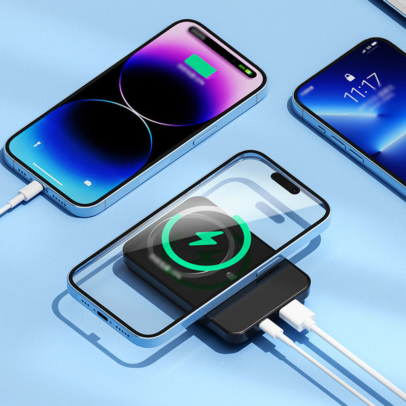 Universele powerbank met USB-uitgangen voor snel en draagbaar opladen van diverse elektronica op reis.