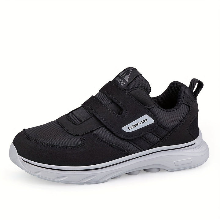 Uniseks EasyStride loopschoenen met klittenband voor gemakkelijk aan- en uittrekken en comfort.
