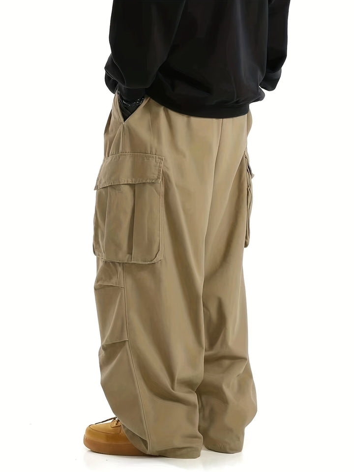 Daan heren cargo broek, comfortabel en stijlvol, met meerdere functionele zakken.