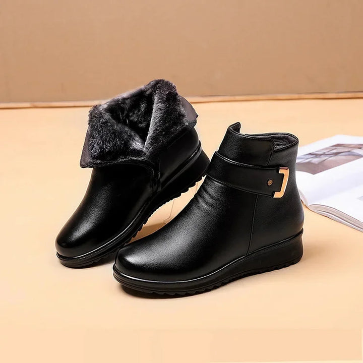 Orthopedische leren dameslaarzen Ella voor comfort en stijl in de winter. Warme, antislip damesschoenen.