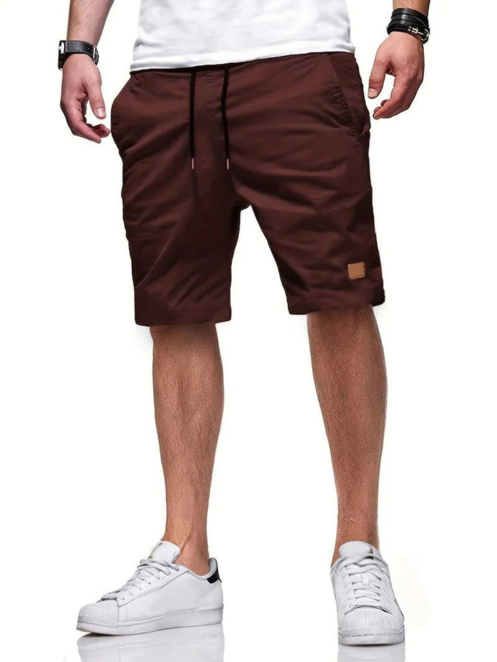 Heren korte broek met trekkoord, ideaal voor zomerse dagen. Comfortabel en stijlvol herenshort voor elke man.