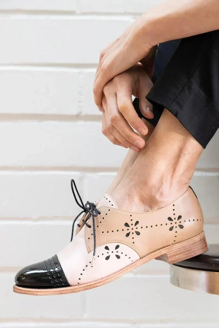 Stijlvolle dames veterschoenen; elegante khaki Oxford schoenen voor lente/zomer en elke gelegenheid.