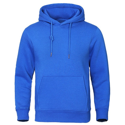 "Casual heren hoodie met zachte fleece, capuchon en kangoeroezak; comfortabele pasvorm voor dagelijks gebruik."