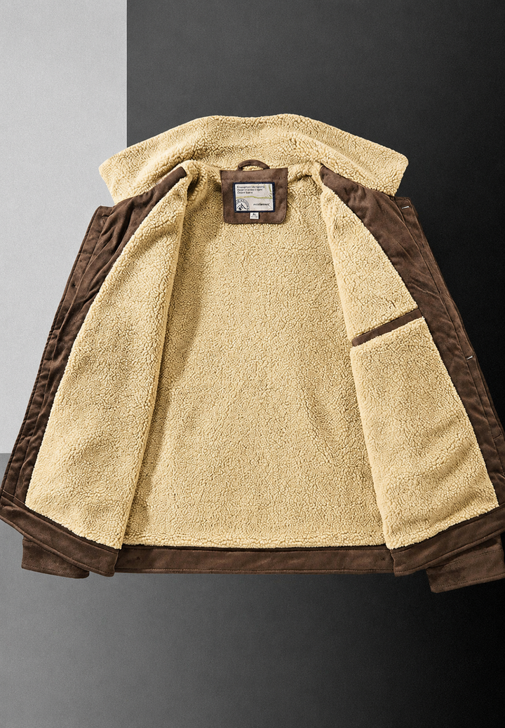 Dagelijkse heren winterjas, comfortabel en warm, met zachte voering. Essentiële bovenkleding voor mannen.