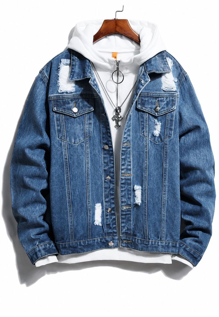 Denim herenjack in blauw met stoere gewassen look en subtiele scheuren, een must-have voor herfstmode.