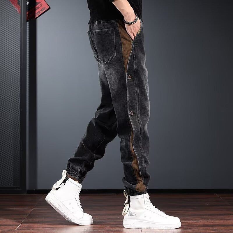 Veelzijdige herfst heren jogger jeans. Een casual, maar stijlvolle slim fit broek voor elke dag.