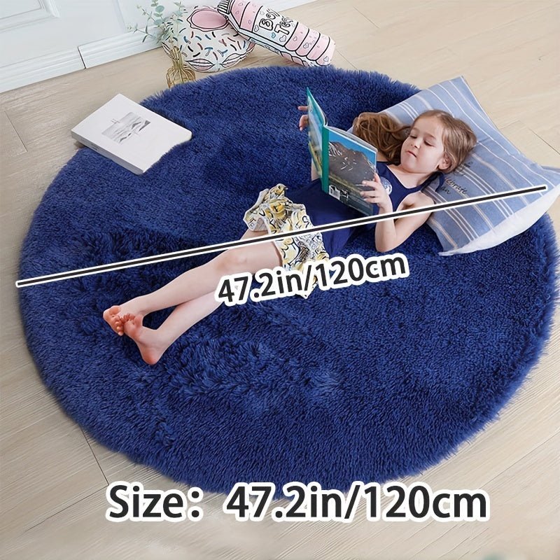 Rond fluffy tapijt Clouda, zacht voor de voeten, perfect voor een gezellige sfeer.