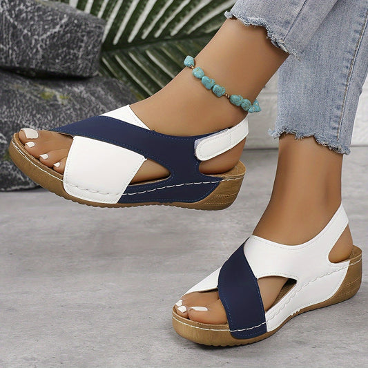 "Comfortabele orthopedische dames sandalen met verstelbare pasvorm, chic ontwerp en lichtgewicht antislipzool."