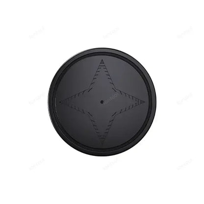 "Compacte magnetische GPS tracker, sterke bevestiging, handige locatiebepaler voor veiligheid, draagbaar en onopvallend."
