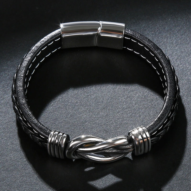 Unisex leren armband met infinity knoop. Perfect als mode-accessoire, past bij elke dagelijkse outfit.