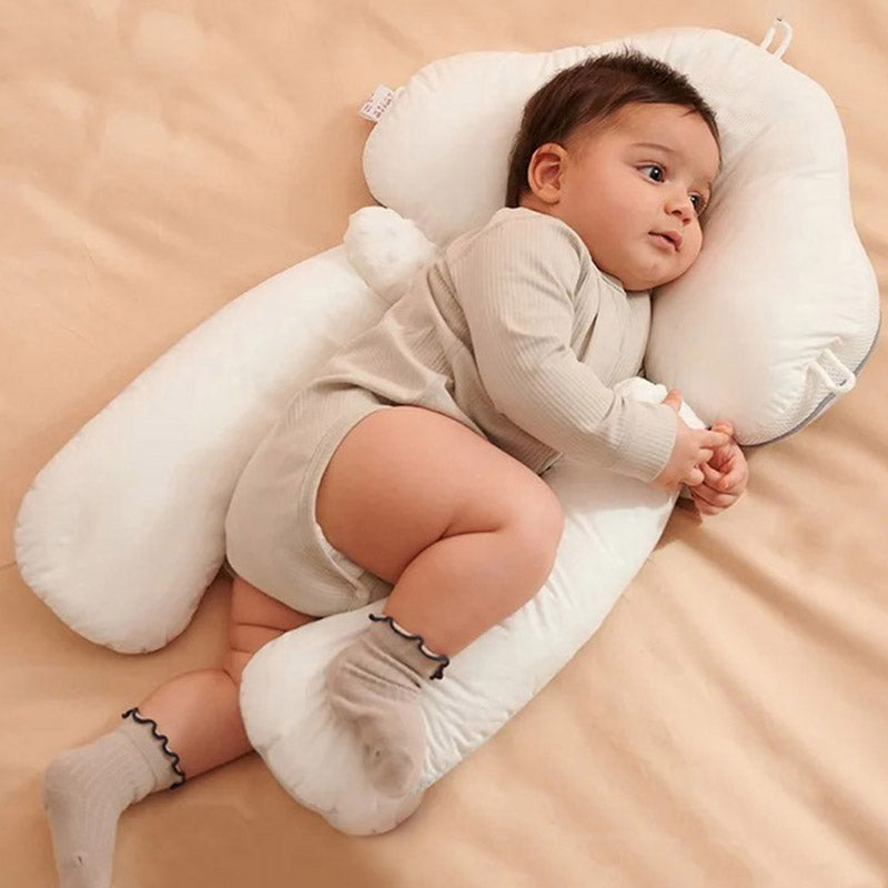 Zacht ademend materiaal van ergonomisch slaapkussen, biedt comfort en veiligheid voor baby's.