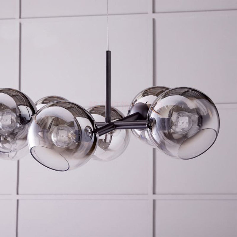 Minimalistische LED designlamp; stijlvolle hanglamp voor moderne eettafel.