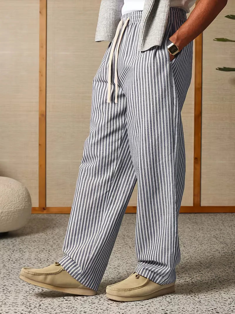 Lichtgewicht gestreepte heren joggers, ademend voor warme lente- en zomerdagen.
