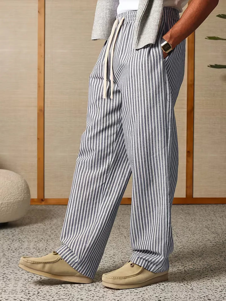 Lichtgewicht gestreepte heren joggers, ademend voor warme lente- en zomerdagen.