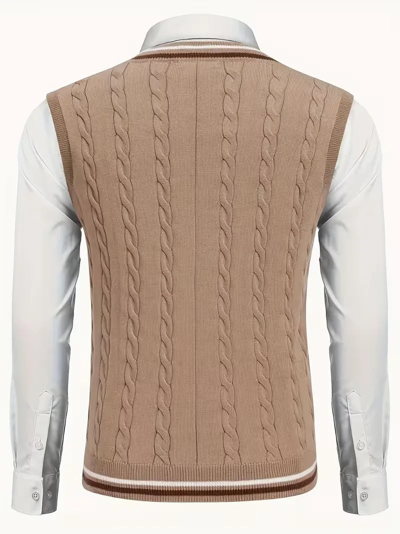 Verfijnd gebreid heren vest zonder mouwen, V-hals en prachtig kabelpatroon, voor elke gelegenheid.