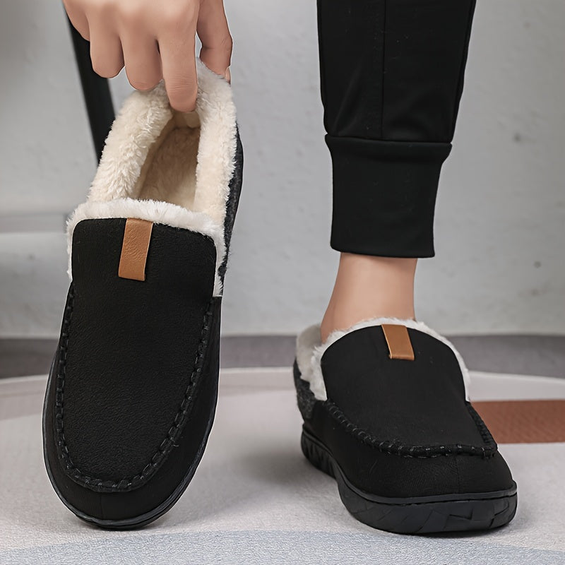 Warme heren pantoffels, bruin, slip-on design, ideale binnenschoenen voor thuis.
