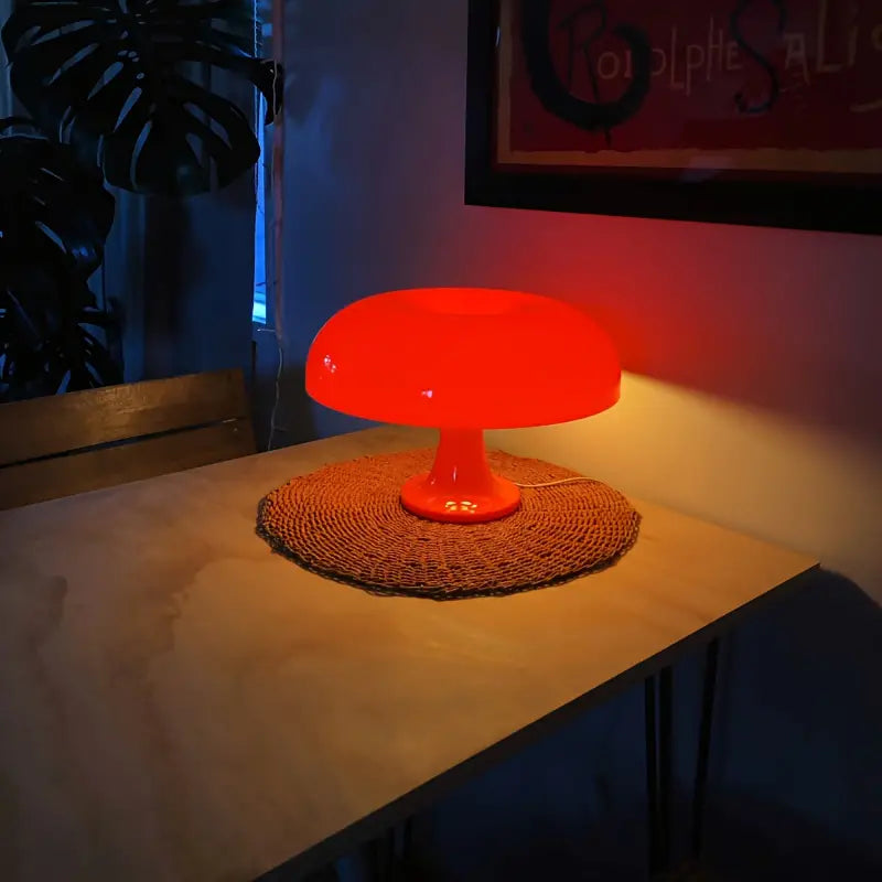 Sfeerlicht paddenstoel lamp. Een luxe draagbare design tafellamp voor een warme ambiance.