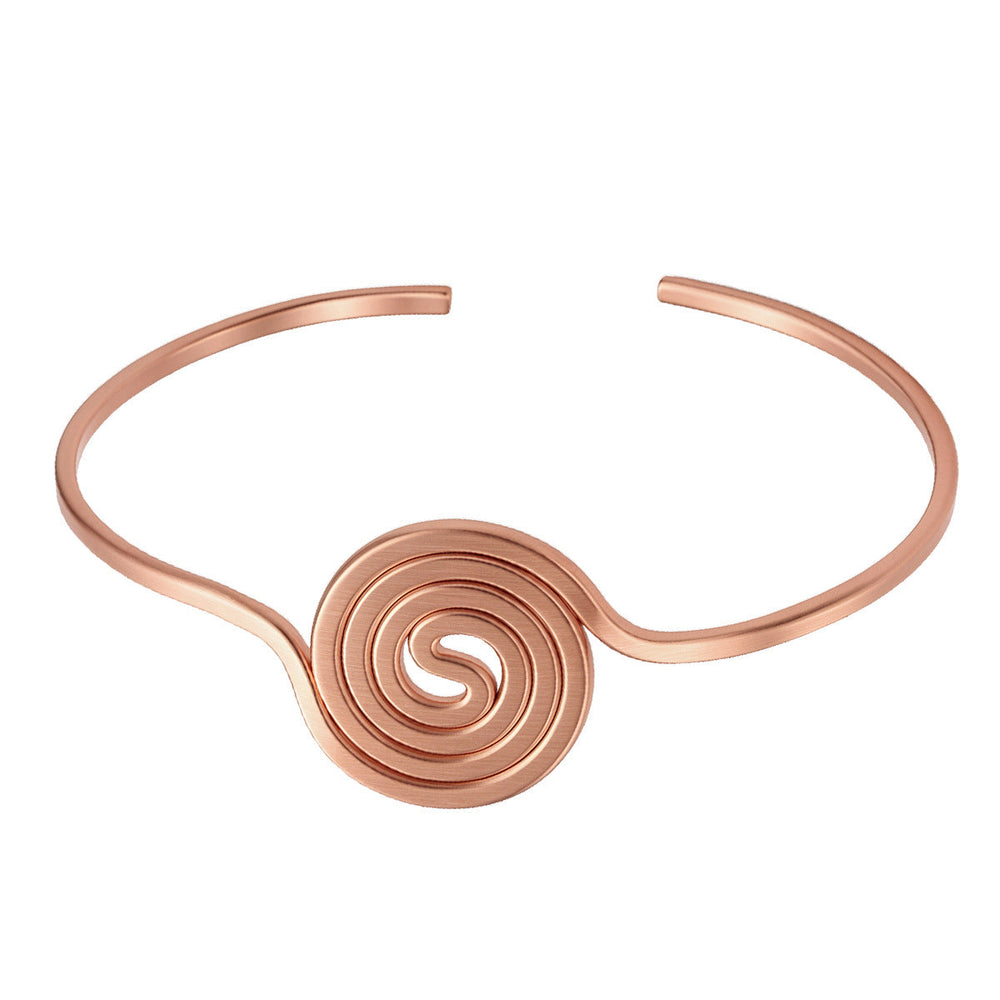 Minimalistische, geometrische koperen enkelband, unisex en verstelbaar, met open manchet design.