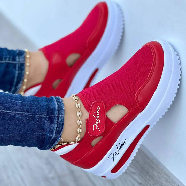 Antislip Emilia sneakers voor dames, speciaal voor diabetes. Bieden voetondersteuning en comfort voor dagelijks gebruik.