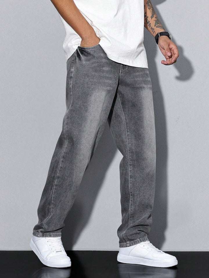 Modieuze Daan straight leg jeans voor heren, perfect voor alle seizoenen.