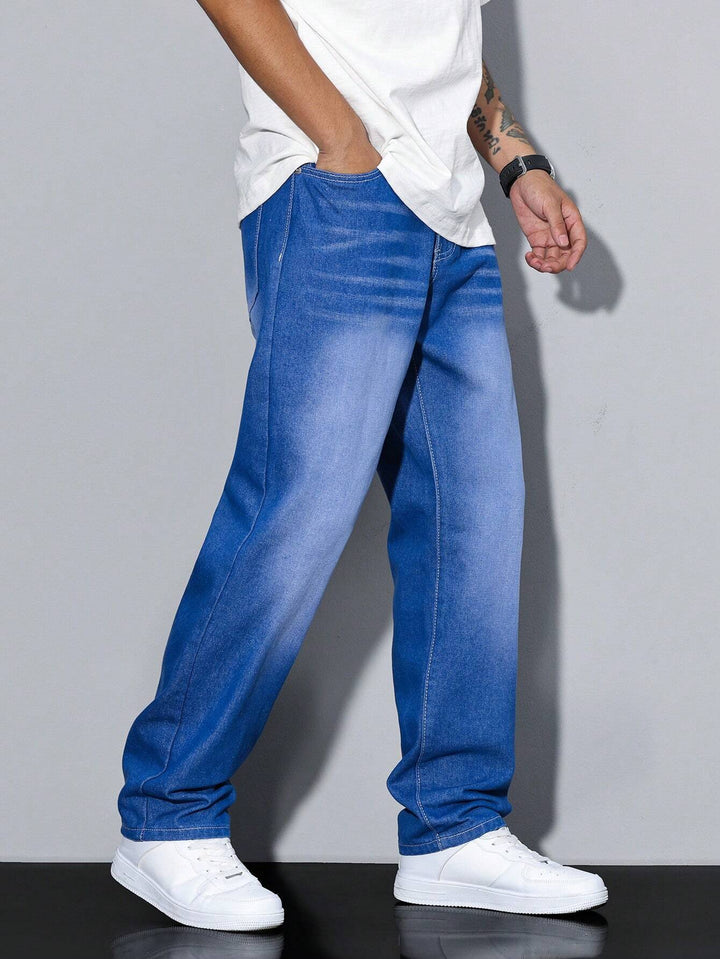 Herenjeans Daan, rechte pijpen, denimstof, biedt comfort en een trendy look.
