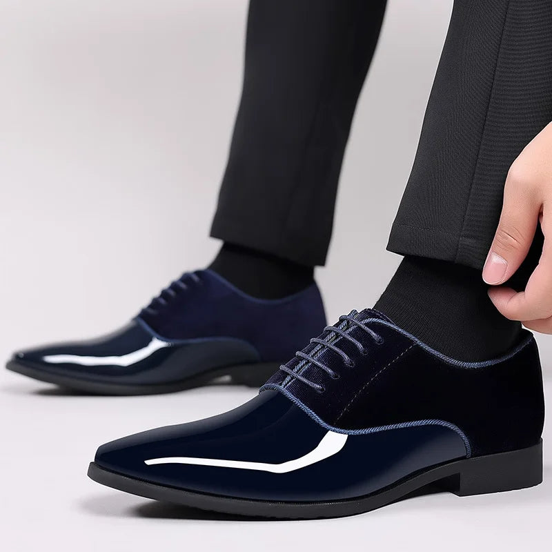 Zwarte heren lakschoenen voor bruiloften en formele gelegenheden, elegant en stijlvol.