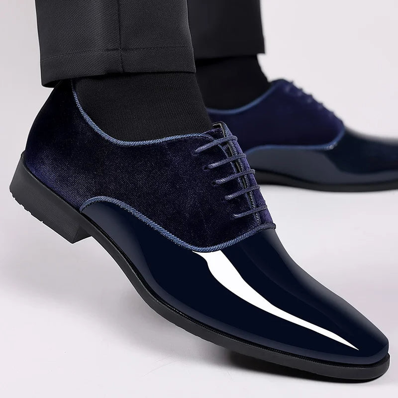 Nette lakschoenen heren, perfect voor formele gelegenheden, bruiloften en gala's, met een elegante afwerking.