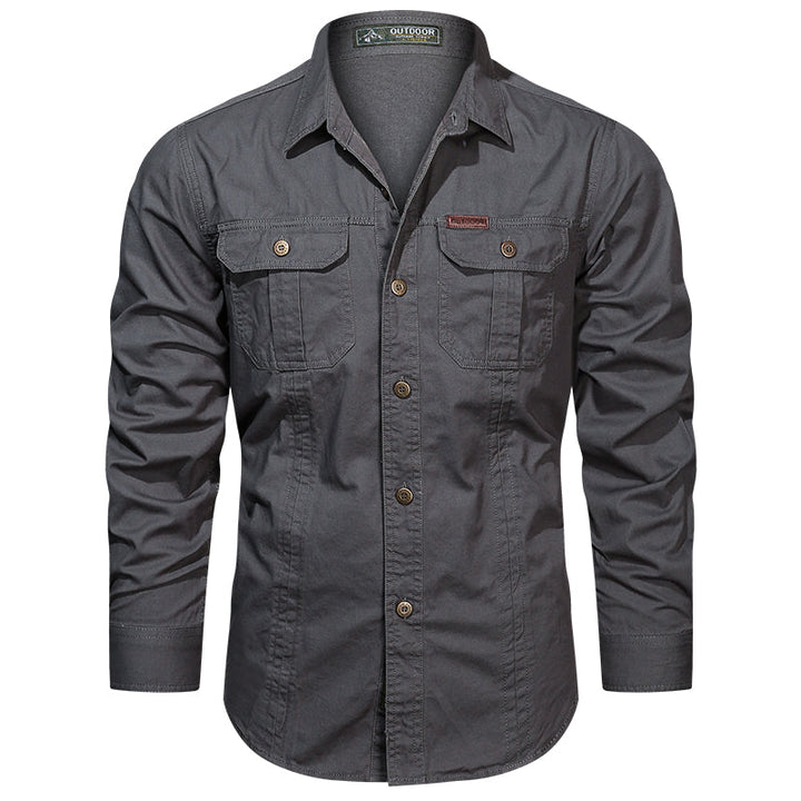 Stijlvol herenoverhemd met lange mouwen en praktische borstzakken, ideaal voor een moderne, comfortabele look.