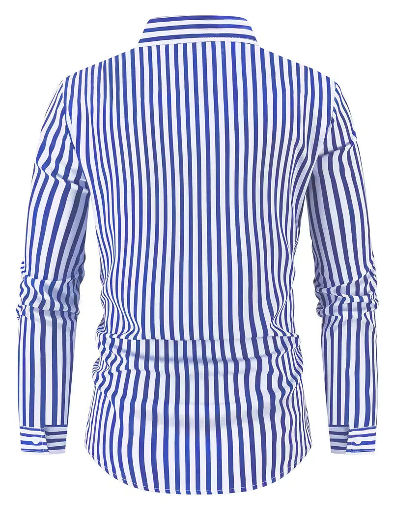 Comfortabel slim fit herenoverhemd met lange mouwen en stijlvolle verticale strepen. Voor elke gelegenheid.