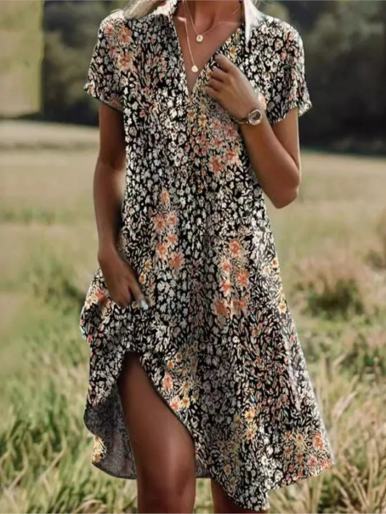 Dames bloemen overhemdjurk met V-hals, elegant mini design. Perfect als zomerse dagjurk.