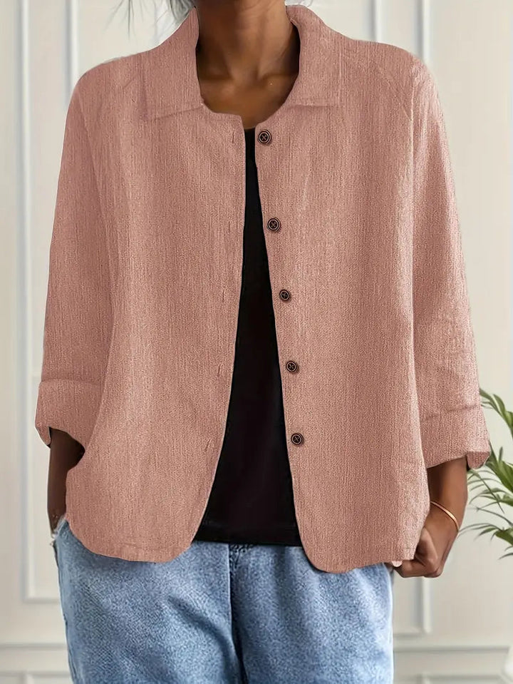 Casual damesblouse met lange mouw, knoopsluiting en klassieke kraag, comfortabel en stijlvol.