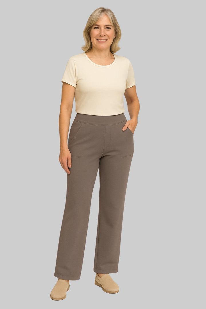 Stijlvolle broek voor vrouwen met wijde pijpen en een hoge, flatterende taille. Optimaal comfort gegarandeerd.