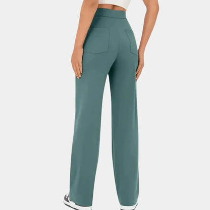 "Dames broek met hoge taille, rechte pijpen en stijlvolle pasvorm, ideaal voor casual of semi-formele looks."