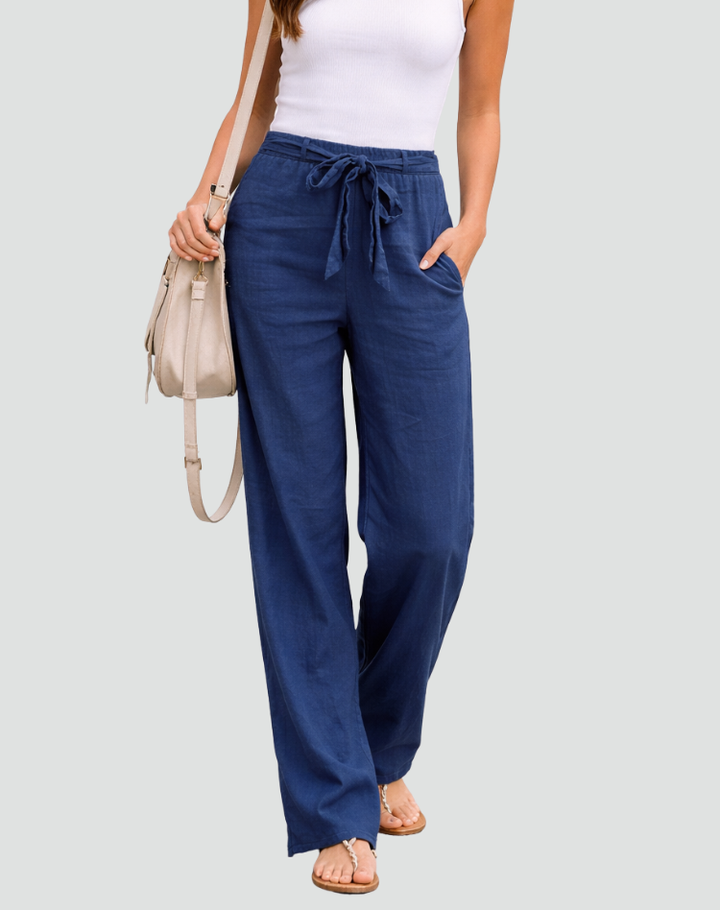 Luchtige zomerbroek voor dames met wijde pijpen en losse pasvorm, inclusief trendy taillekoord.