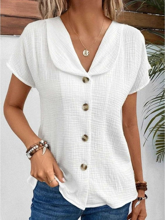 Dames button-down blouse met Peter Pan kraag en korte mouwen. Casual elegante zomer top, veelzijdig.