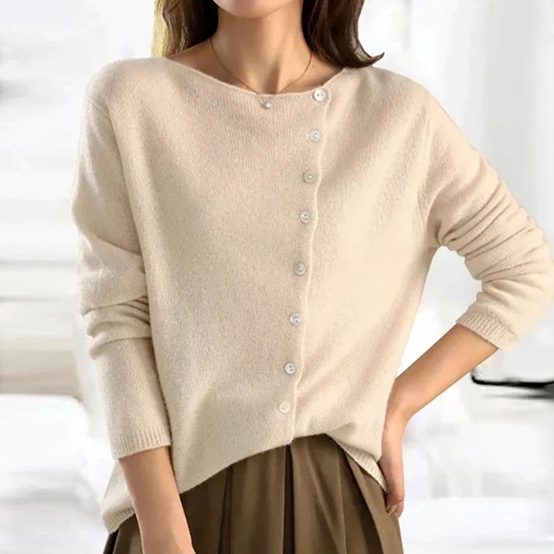 Comfortabel gebreid dames cardigan met knopen. Veelzijdig vest met rondehals, verkrijgbaar in beige en grijs.
