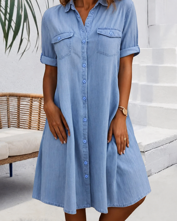 Dames blousejurk met knoopsluiting, perfect voor een casual chic look in de lente en zomer.