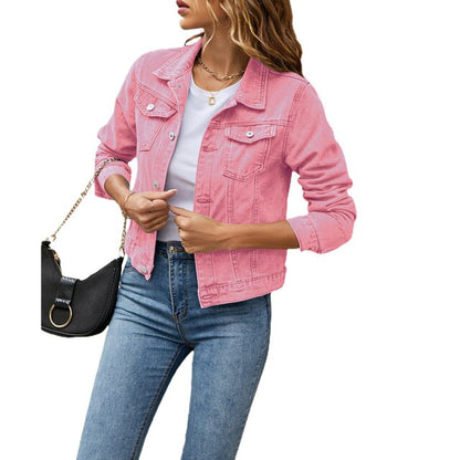 Dames denim kort jack, vooraanzicht; trendy, comfortabel en veelzijdig, ideaal voor elke outfit en gelegenheid.