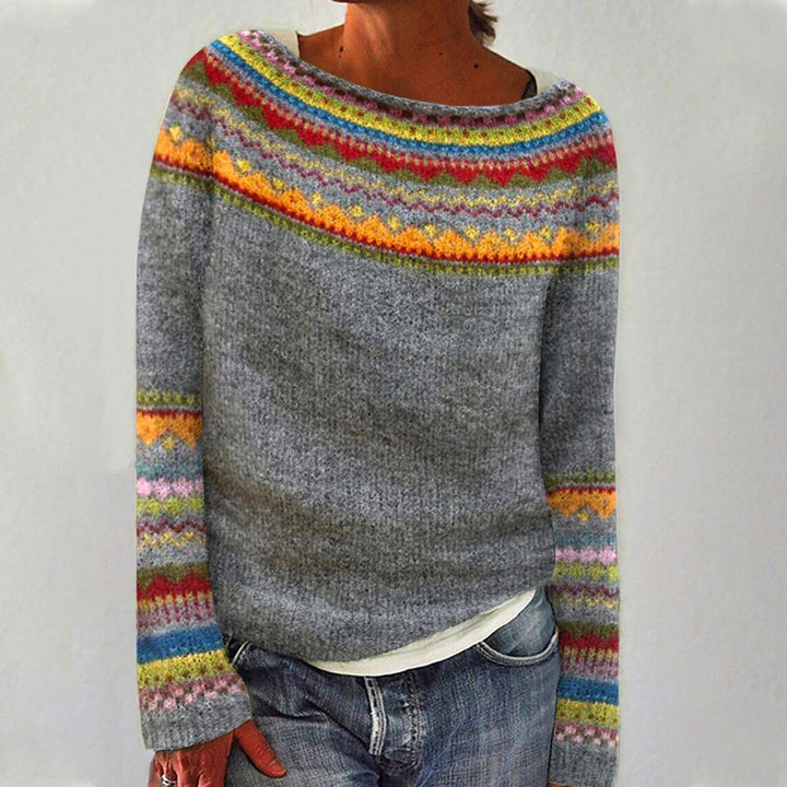 Dames gebreide trui met vintage patroon en comfortabele relaxte pasvorm. Ideaal voor casual winterdagen.