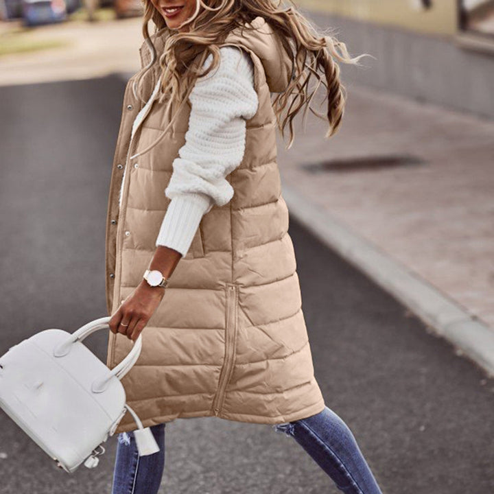Trendy mouwloos dames vest met capuchon, casual winterkleding voor warmte en stijl.