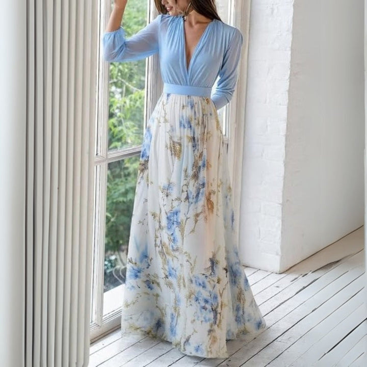 Elegante dames bruiloft maxi jurk met lichtblauwe bloemenprint, diepe V-hals en vloeiende A-lijn rok.